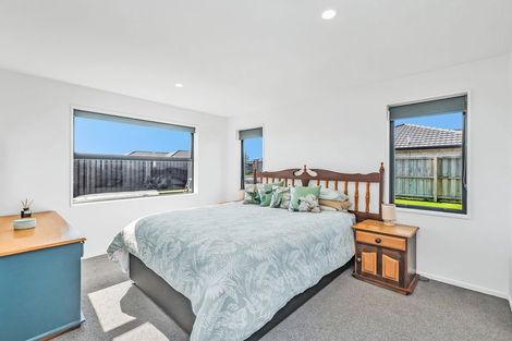 Photo of property in 197 Faringdon Boulevard, Rolleston, 7615