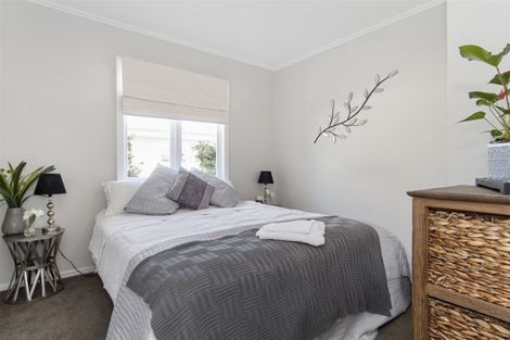 Photo of property in 521a Devonport Road, Tauranga South, Tauranga, 3112