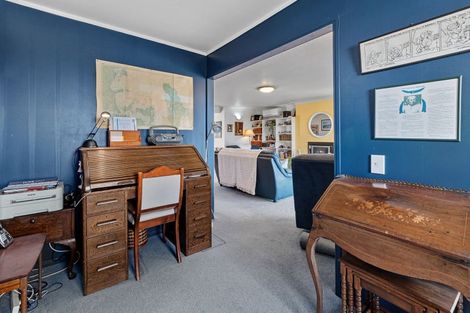 Photo of property in 98 Hebron Road, Waiake, Auckland, 0630