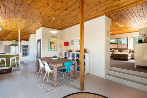 Photo of property in 10 Harper Street, Chatswood, Auckland, 0626