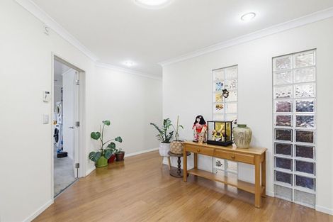 Photo of property in 3 Norm Pellow Drive, Manurewa, Auckland, 2105
