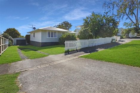 Photo of property in 179 Avondale Road, Avondale, Auckland, 1026