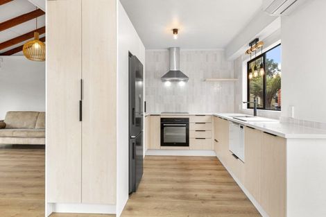 Photo of property in 11 East Street, Raglan, 3225