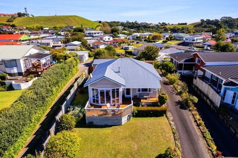 Photo of property in 58 Bayly Road, Blagdon, New Plymouth, 4310