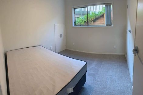 Photo of property in 33 Surf Road, Stanmore Bay, Whangaparaoa, 0932