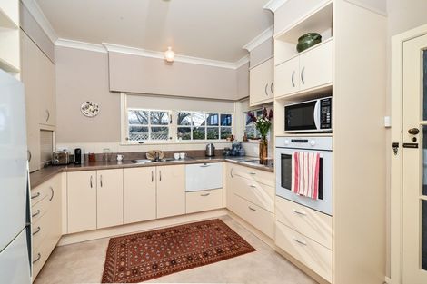 Photo of property in 6 Dalethorpe Avenue, Fairfield, Hamilton, 3214