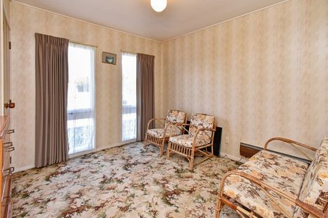 Photo of property in 5 Pettit Place, Manukau, Auckland, 2025