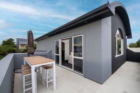 Photo of property in 9a Avenue Road, Greenmeadows, Napier, 4112