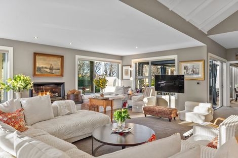 Photo of property in 9 Hollyhock Lane, Wanaka, 9305