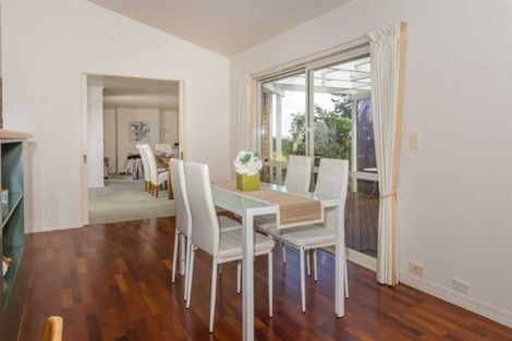 Photo of property in 22 Dene Court Lane, Greenhithe, Auckland, 0632