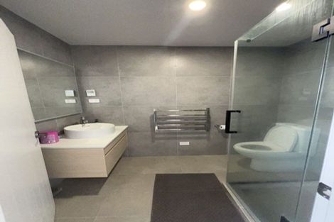 Photo of property in 2/31 Wolsley Avenue, Milford, Auckland, 0620