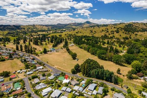 Photo of property in 140 Golf Road, Taumarunui, 3920