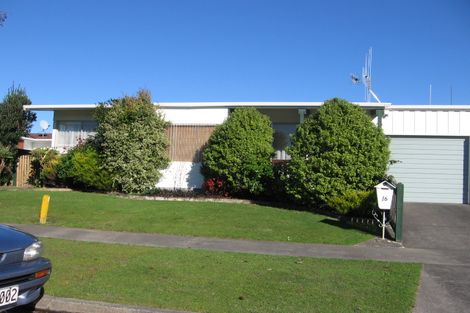 Photo of property in 16 Langley Avenue, Milson, Palmerston North, 4414