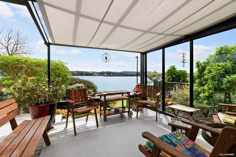 Photo of property in 29 Maori Hut Road, Red Beach, 0932