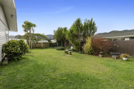 Photo of property in 298 Wellington Road, Wainuiomata, Lower Hutt, 5014