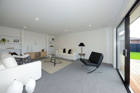 Photo of property in 10 Little Gem Road, Hornby, Christchurch, 8025