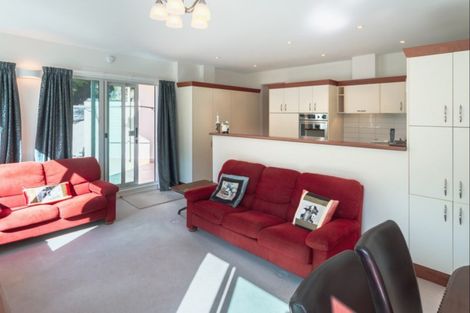 Photo of property in 113a Glenmore Street, Kelburn, Wellington, 6012