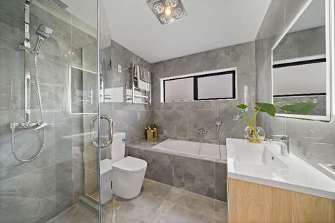 Photo of property in 18 Rapunga Drive, Hobsonville, Auckland, 0616