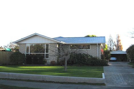 Photo of property in 5 Ramore Place, Redwood, Christchurch, 8051