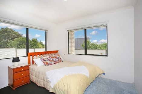 Photo of property in 14a Collingwood Road, Waiuku, 2123