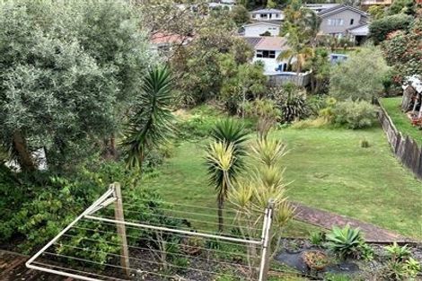Photo of property in 28 Matipo Road, Mairangi Bay, Auckland, 0630