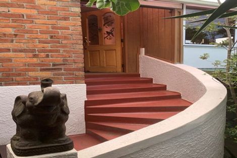 Photo of property in 27-29 Wairau Road, Forrest Hill, Auckland, 0627