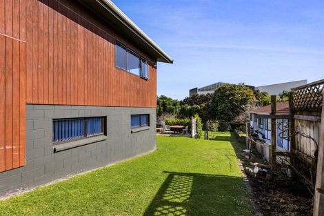 Photo of property in 50/50a Gaine Street, New Plymouth, 4310