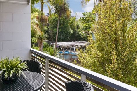 Photo of property in 15/73 Princes Street, Northcote Point, Auckland, 0627