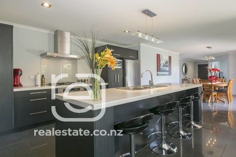 Photo of property in 21 Haden Place, Omokoroa, 3114