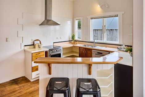 Photo of property in 44 Copeland Street, Hutt Central, Lower Hutt, 5011