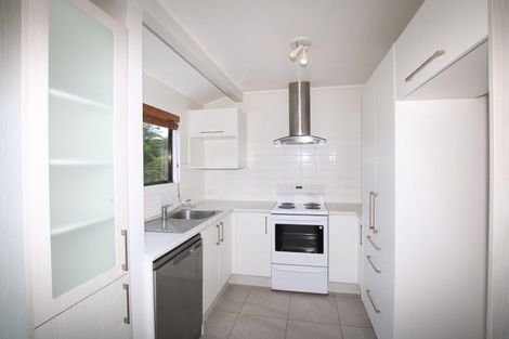 Photo of property in 1/104 Verran Road, Birkdale, Auckland, 0626