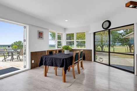 Photo of property in 112 Grove Road, Te Pahu, Hamilton, 3285