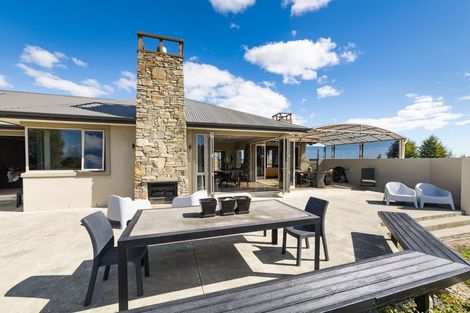 Photo of property in 1541 Rongotea Road, Kairanga, Palmerston North, 4475