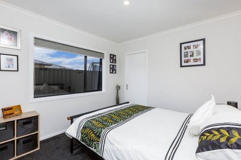 Photo of property in 34 Filmer Crescent, Wallaceville, Upper Hutt, 5018