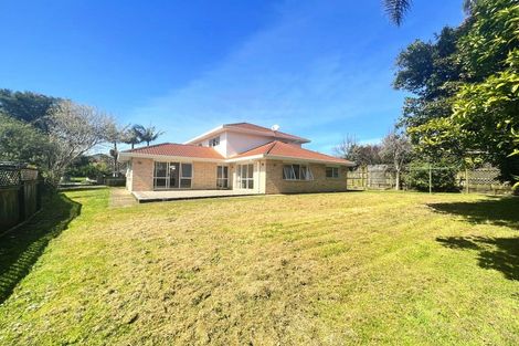Photo of property in 16 Keppoch Court, Dannemora, Auckland, 2016