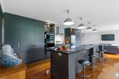 Photo of property in 16 Millbrook Drive, Waiuku, 2683