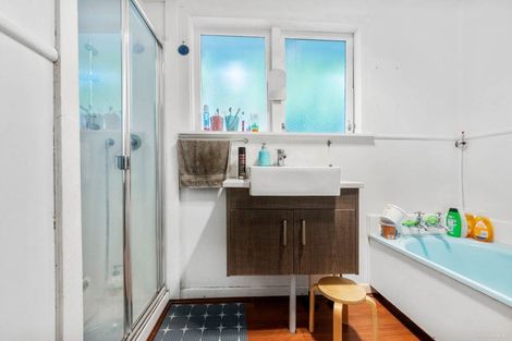 Photo of property in 12 Mason Street, New Lynn, Auckland, 0600