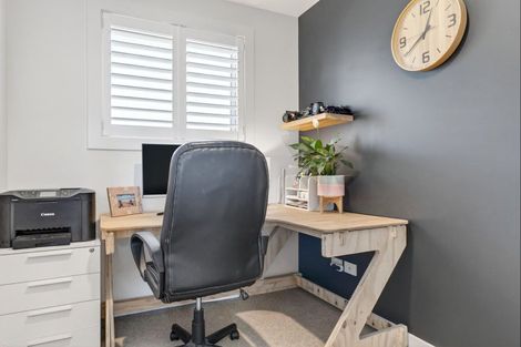 Photo of property in 9 Searle Drive, Cromwell, 9310