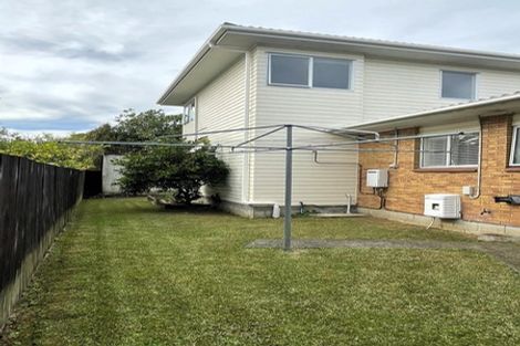 Photo of property in 106 Sturges Road, Henderson, Auckland, 0612