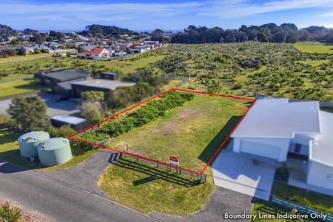 Photo of property in 15 Waitarere Rise Avenue, Waitarere Beach, Levin, 5510