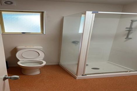 Photo of property in 3/125 Carrington Road, Point Chevalier, Auckland, 1025