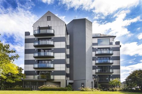 Photo of property in 50i Carlton Mill Road, Merivale, Christchurch, 8014