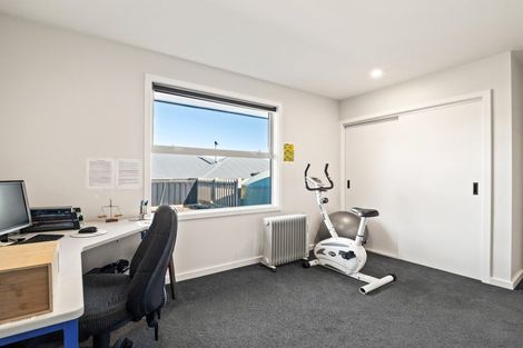 Photo of property in 2 Chatham Street, Waihola, Milton, 9073