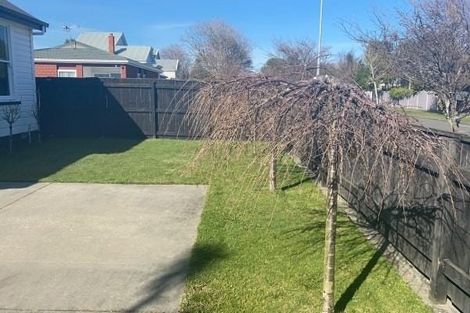 Photo of property in 129 Russell Street, Palmerston North, 4414