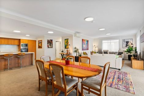 Photo of property in 77 Parkside Drive, Orewa, 0931