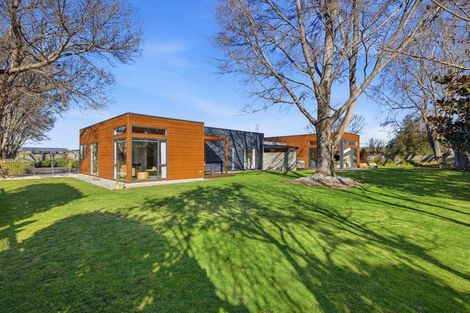 Photo of property in 38 Grassmere Street, Papanui, Christchurch, 8052