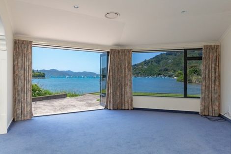 Photo of property in 291a Waikawa Road, Waikawa, Picton, 7220