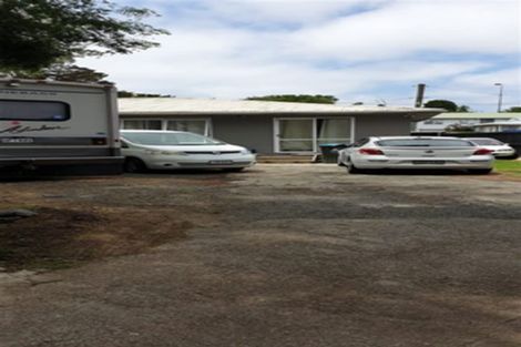 Photo of property in 2 Lippiatt Road, Otahuhu, Auckland, 1062