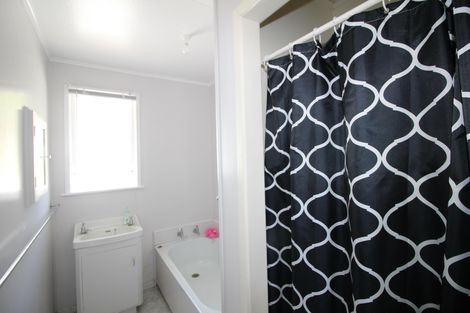 Photo of property in 70 Mallard Drive, Selwyn Heights, Rotorua, 3015