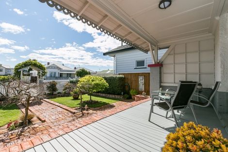 Photo of property in 8 Latham Street, Napier South, Napier, 4110